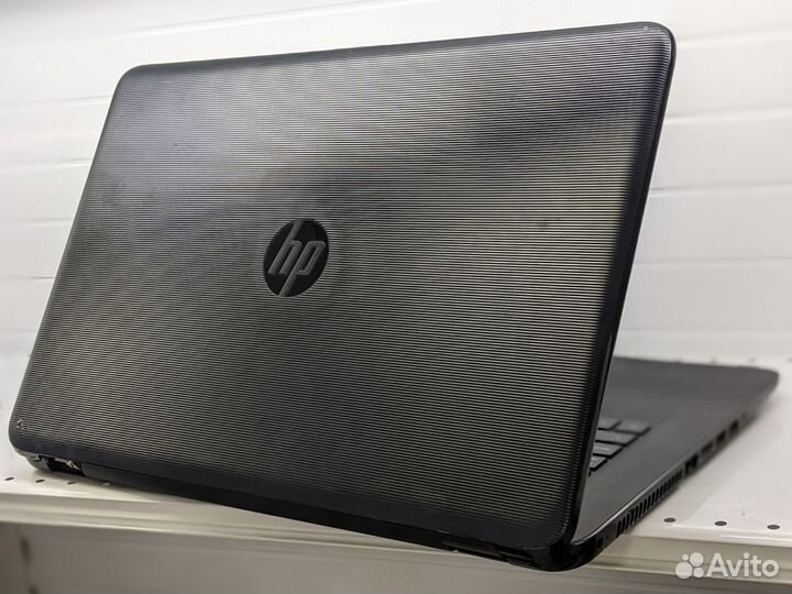 Ноутбук HP 17-y018ur
