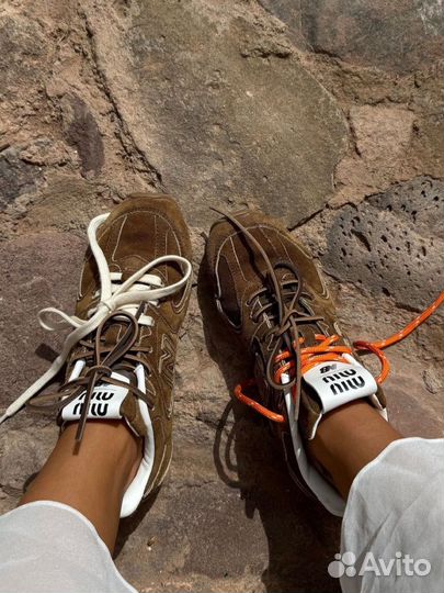 Кроссовки new balance miu miu