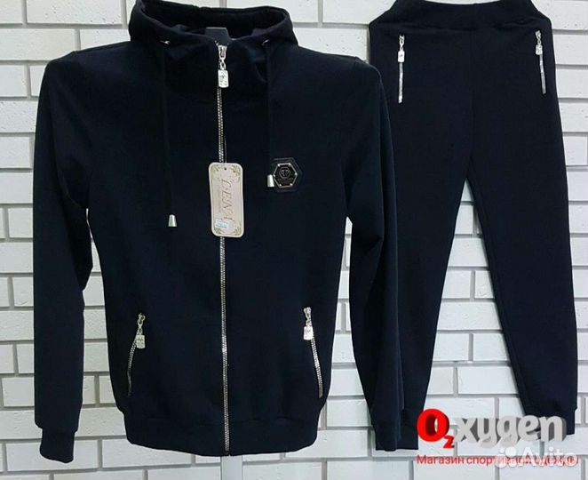 Спортивный костюм женский