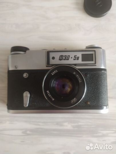 Фотоаппарат фэд 5в с экспонометром Ленинград-7