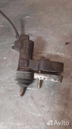 Цилиндр сцепления рабочий Nissan Primera P12 2001