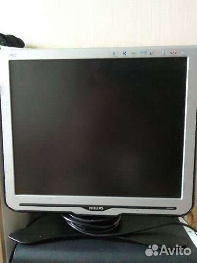 Монитор Philips