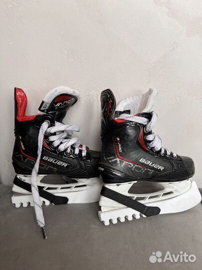 Коньки bauer vapor 3X PRO YTH