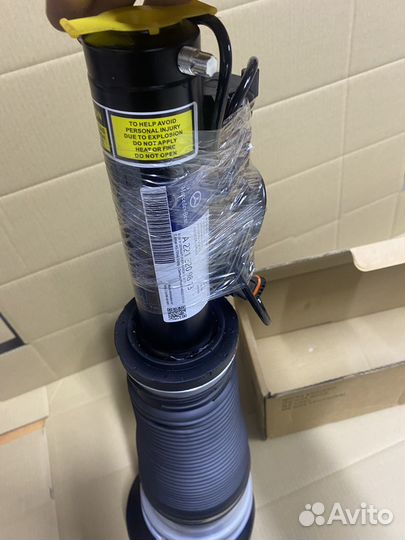 Пневмостойка mercedes w221 s-класс A2213209813