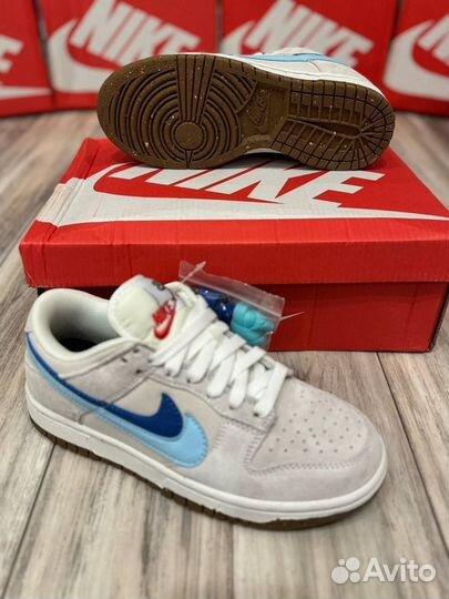 Кроссовки женские nike dunk low