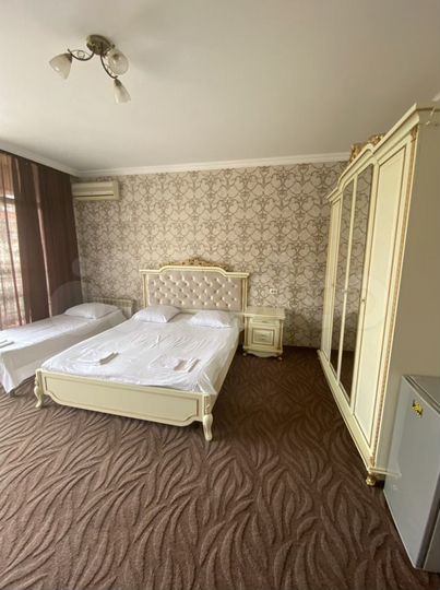 Комната 30 м² в 5-к., 2/3 эт.