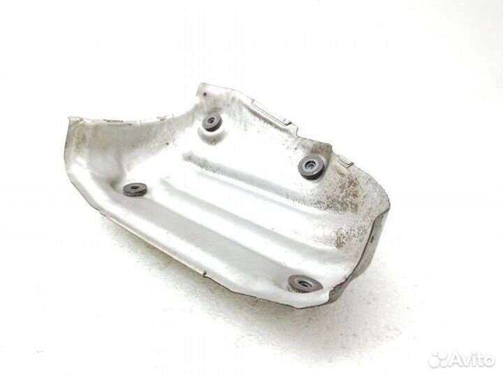 Тепловой экран Nissan Fuga Y50 3.5 2005