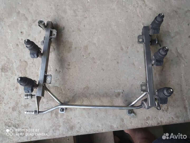 Рампа с форсунками Ауди а6с5 2.4