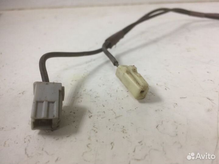 Антенна Toyota Avensis 3 2011-2015