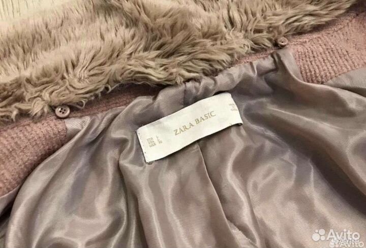 Новосибирск 2 женских пальто (S)