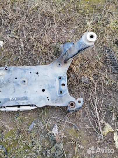 Подрамник Ford Focus 3