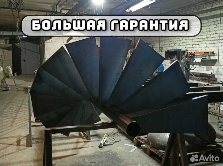 Металлическая лестница в частный дом