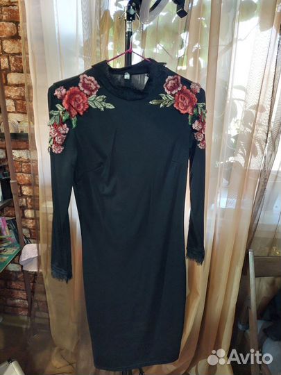 Платье женское 42
