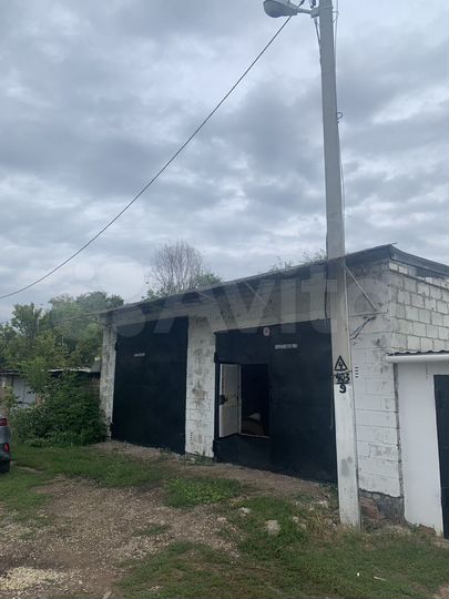 Гараж, > 30 м²