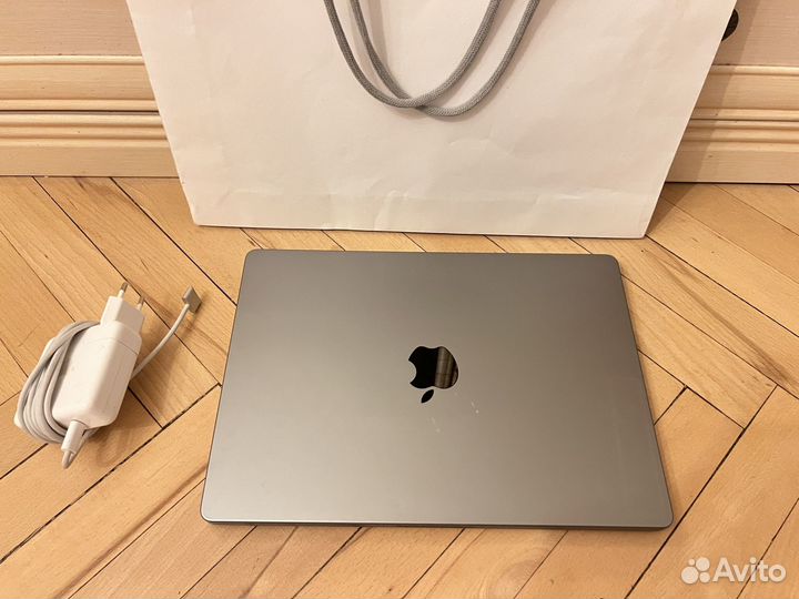 MacBook Pro 14 M1 Pro 32Gb 512Gb 94 цикла акб