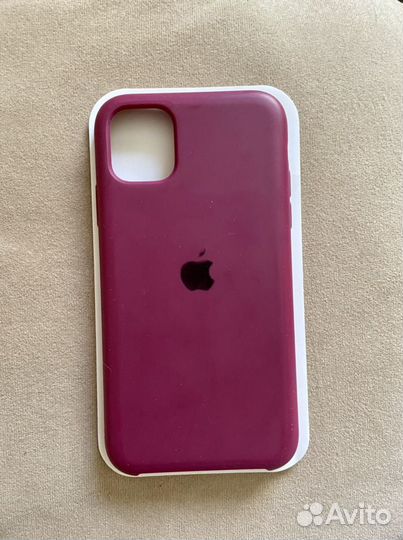 Чехол на iPhone 11