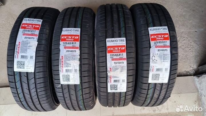 Kumho Ecsta HS52 225/45 R17 91W