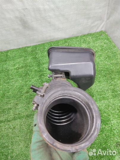 Патрубок воздушного фильтра KIA Sportage 3 (SL) 2