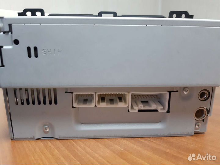 Штатная магнитола от Toyota Prado 120