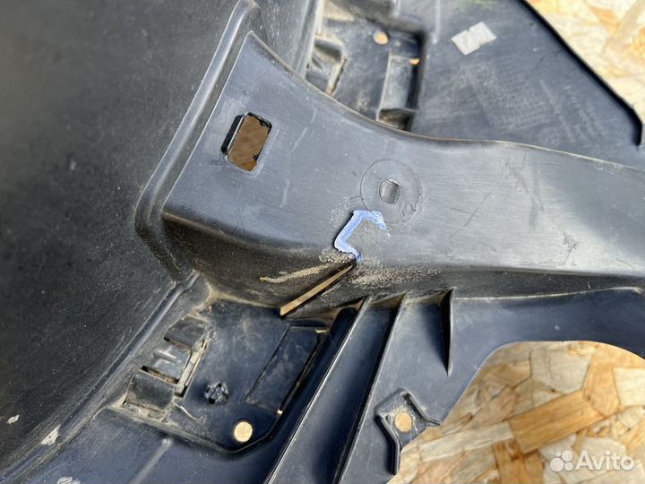 Локер передний левый Volkswagen Tiguan 2017+