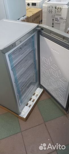 Морозильная камера Бирюса М6048 Металлик