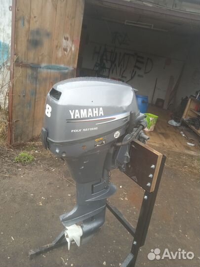 Yamaha 8