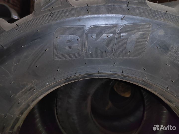 560/45R22.5 шина