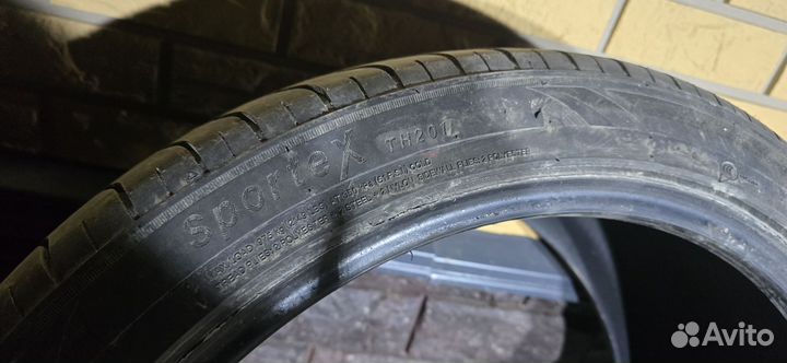 Triangle TH201 Sportex 295/35 R21 107Y