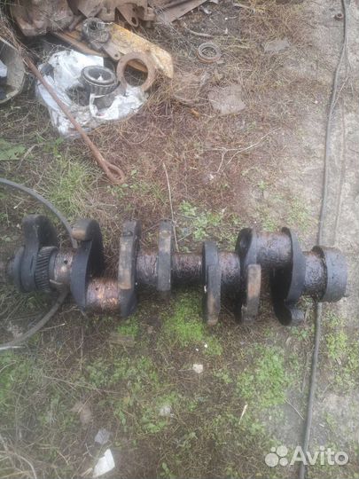 Продаётся коленвал от маза6