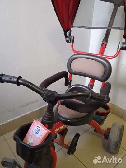 Трехколесный велосипед с родительской ручкой