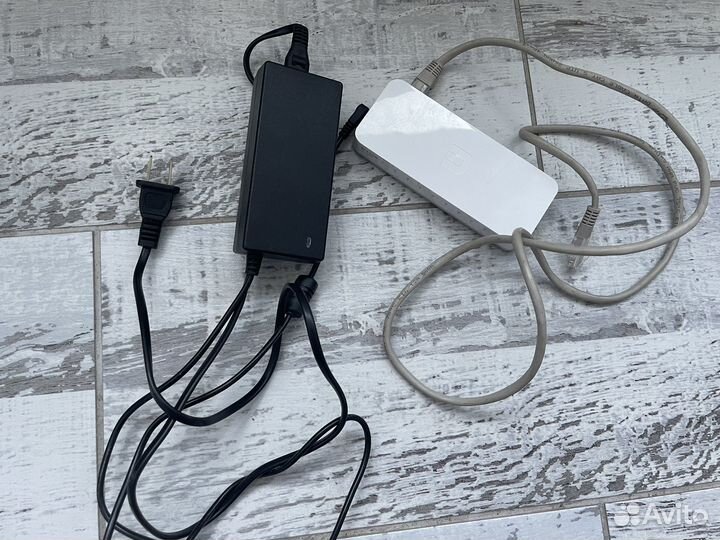 Коммутатор D-link 1008c