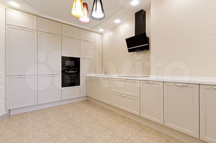 2-к. квартира, 95 м², 13/19 эт.