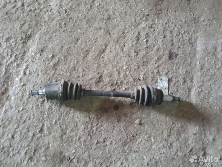 Привод левый Hyundai Accent