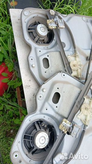 Динамик передней двери Фольксваген Кадди 3