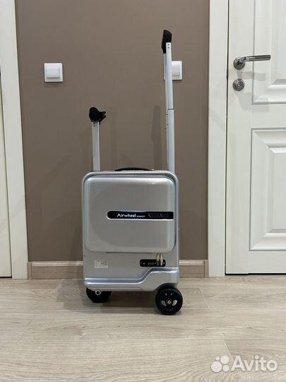 Airwheel, чемодан-скутер