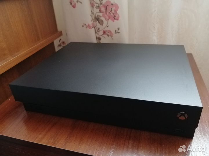 Xbox One X 500gb ssd