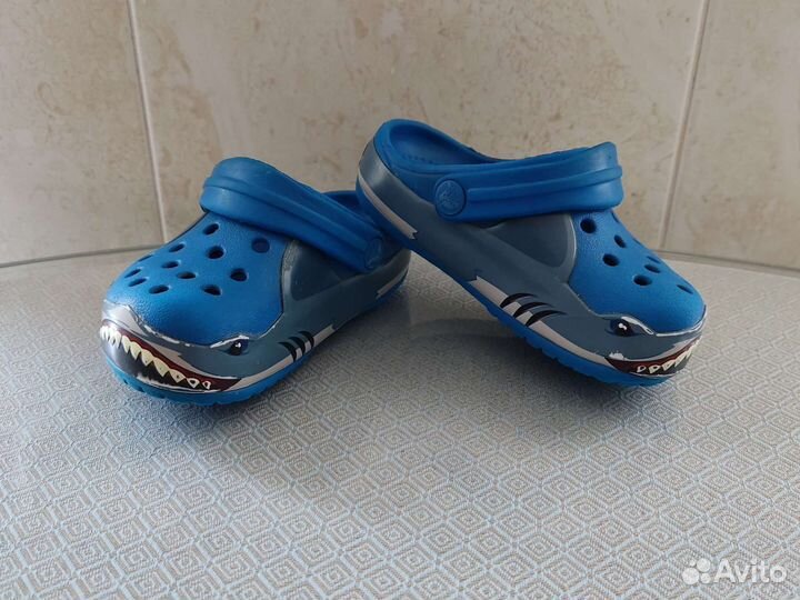 Crocs для мальчика С6 23 р