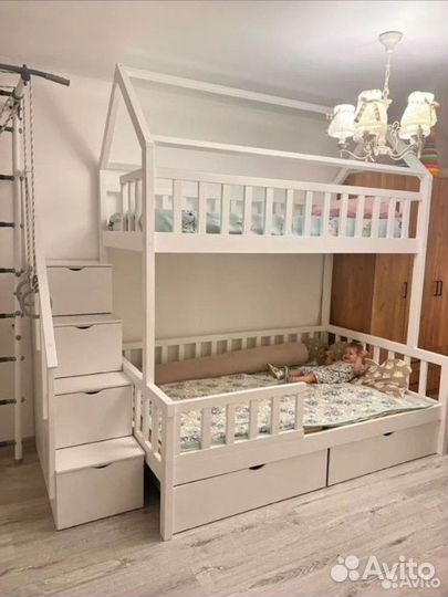 Кровать детская