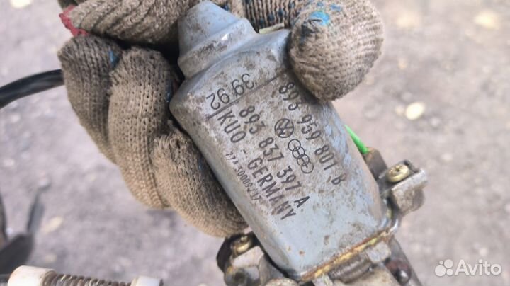 Передний правый стеклоподъёмник Audi 100c3 дорест