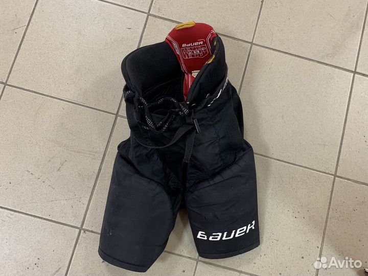 Клюшка хоккейная