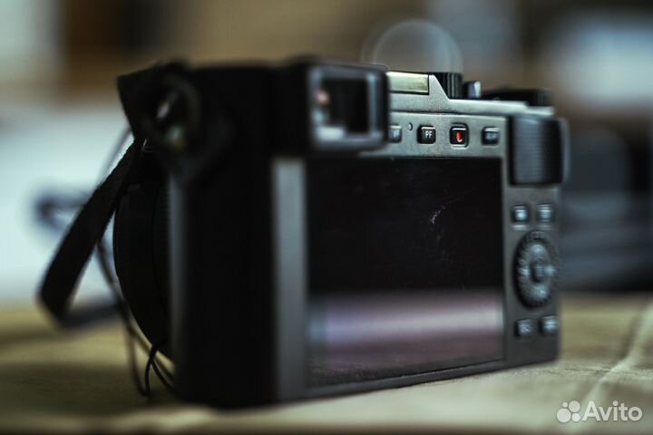 Leica D-Lux 7 black