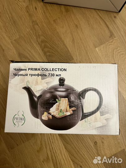 Заварочный чайник и блинница