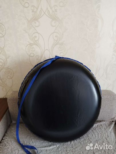 Тюбинг, ватрушка, санки