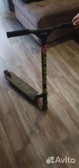 Трюковой самокат