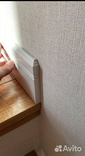 Установка / монтаж плинтусов в СПб