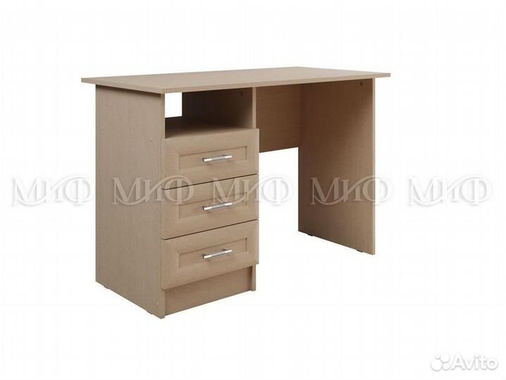 Стол письменный 