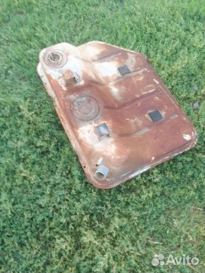Топливный бак