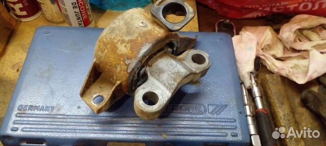 Подушка двигателя opel corsa d