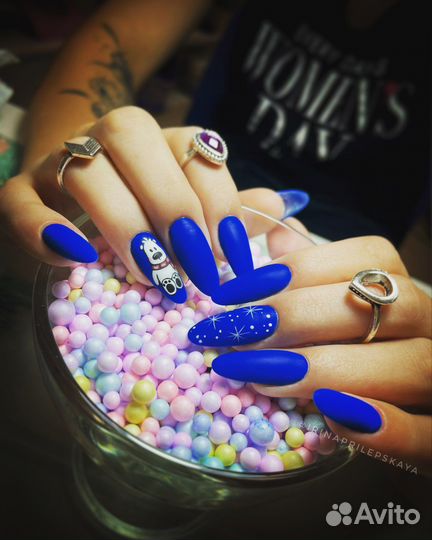 Маникюр, педикюр, наращивание