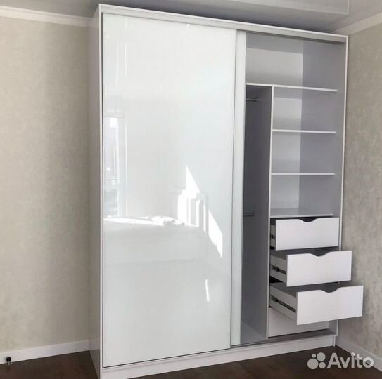 Шкаф навесной